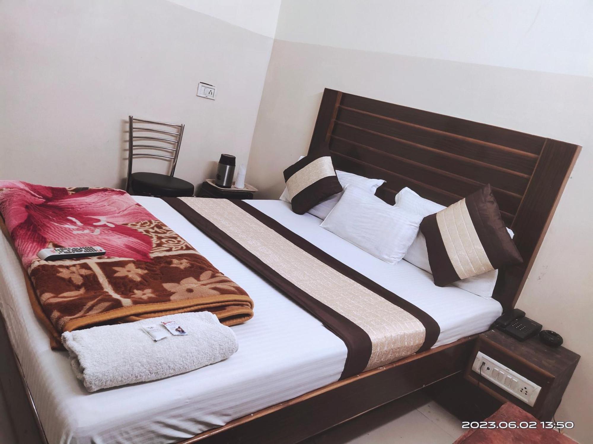 Hotel Diamond New Delhi Luaran gambar